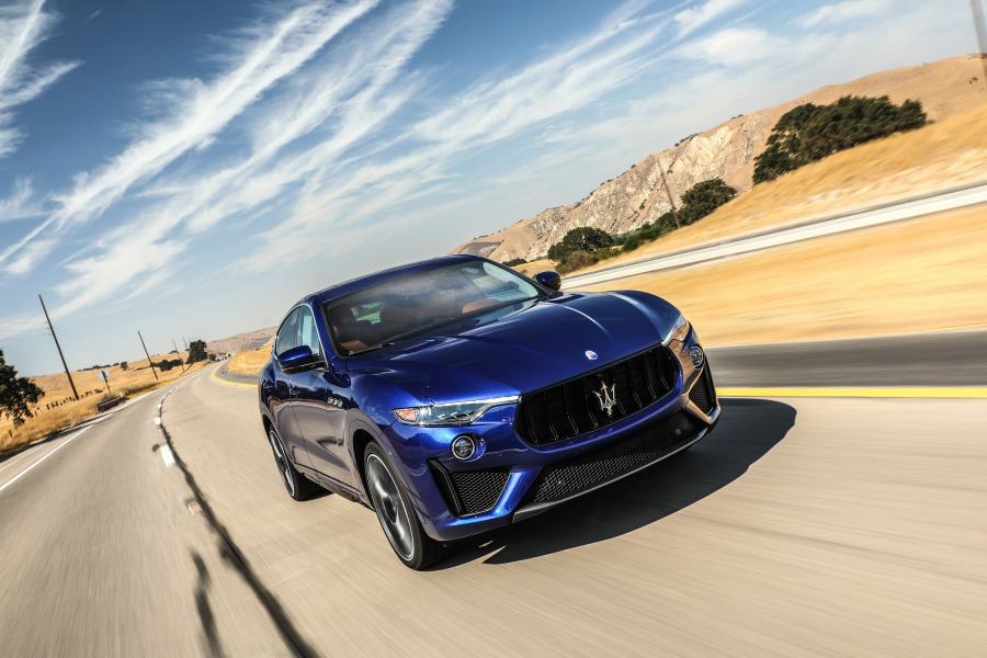  Maserati Levante Trofeo 2018 года  (NA) (фото 26 из 37)